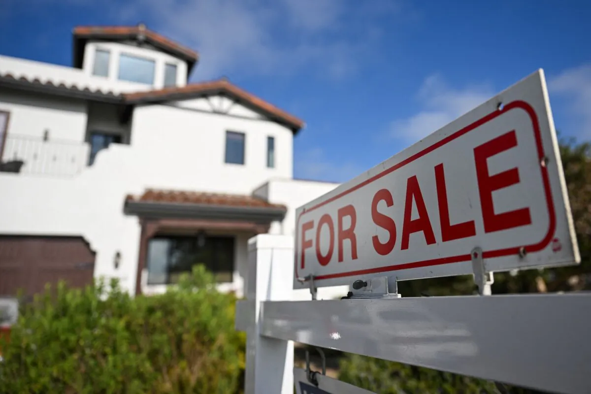 A for sale sign is displayed outside of a home for sale in Los Angeles on Aug. 16, 2024. (Patrick T. Fallon/AFP/Getty Images)