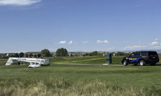 2 People Walk Away After a Small Plane Crashes at a Denver-Area Golf Course