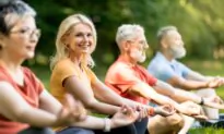 Building a Social Network After Retirement: Staying Connected and Thriving