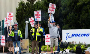 Union Representing Striking Boeing Workers Holds Major Rally in Seattle