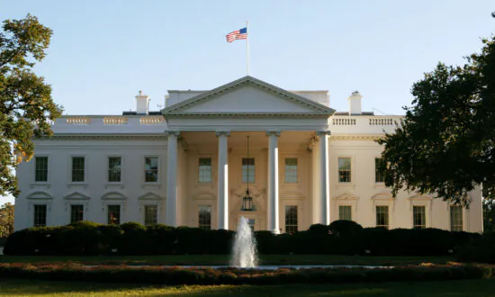 White House Hikes Tariffs on Chinese Imports | Business Matters (Sept. 13)