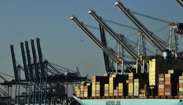 New Report Says Technology Built Into Chinese-Made Cargo Cranes Could Be a 'Trojan Horse' for US Seaports