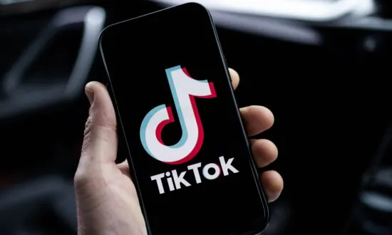 TikTok in Court to Challenge Potential Ban | Business Matters (Sept. 16)