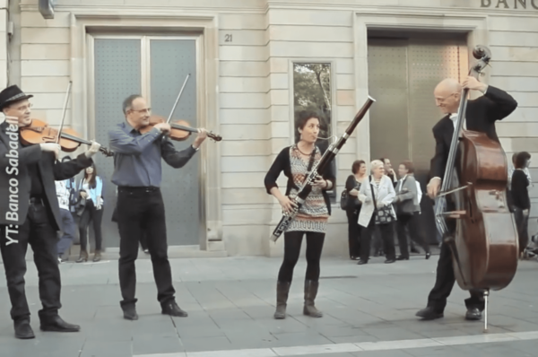 Som Sabadell Flashmob–Banco Sabadell