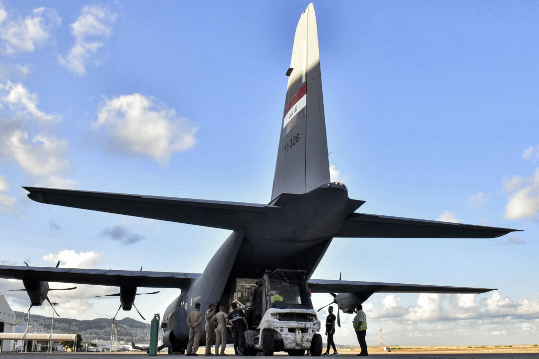 LIVE NOW: Senate Commerce Committee Examines Impact of Government Shutdowns on Air Safety, Economy