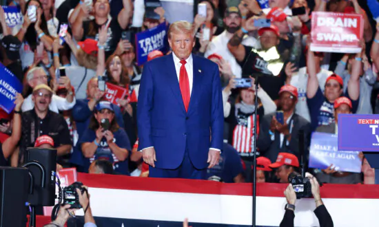Trump Rallies in Wilmington, North Carolina