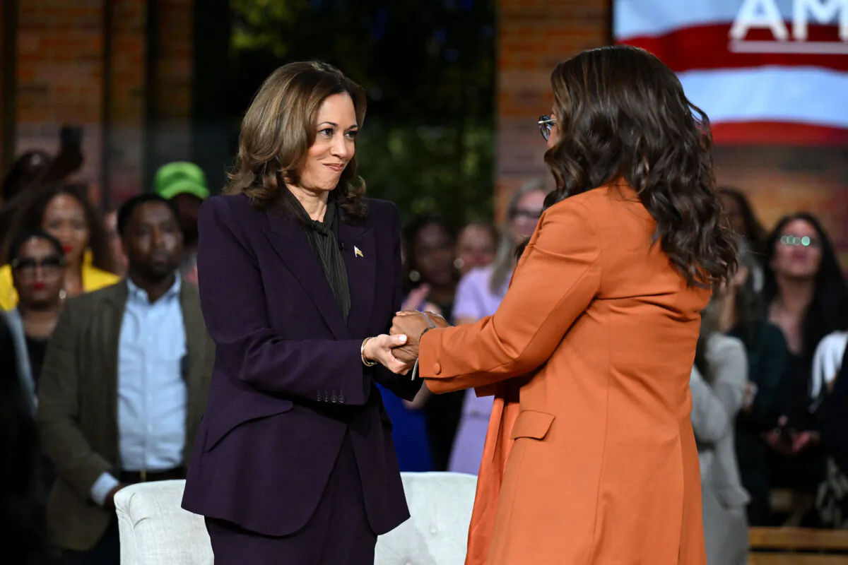 Vice President and Democratic presidential candidate Kamala Harris joins U.S. television producer Oprah Winfrey at a 'Unite for America' live streaming rally in Farmington Hills, Michigan, on Sept. 19, 2024. (Saul Loeb/AFP via Getty Images)