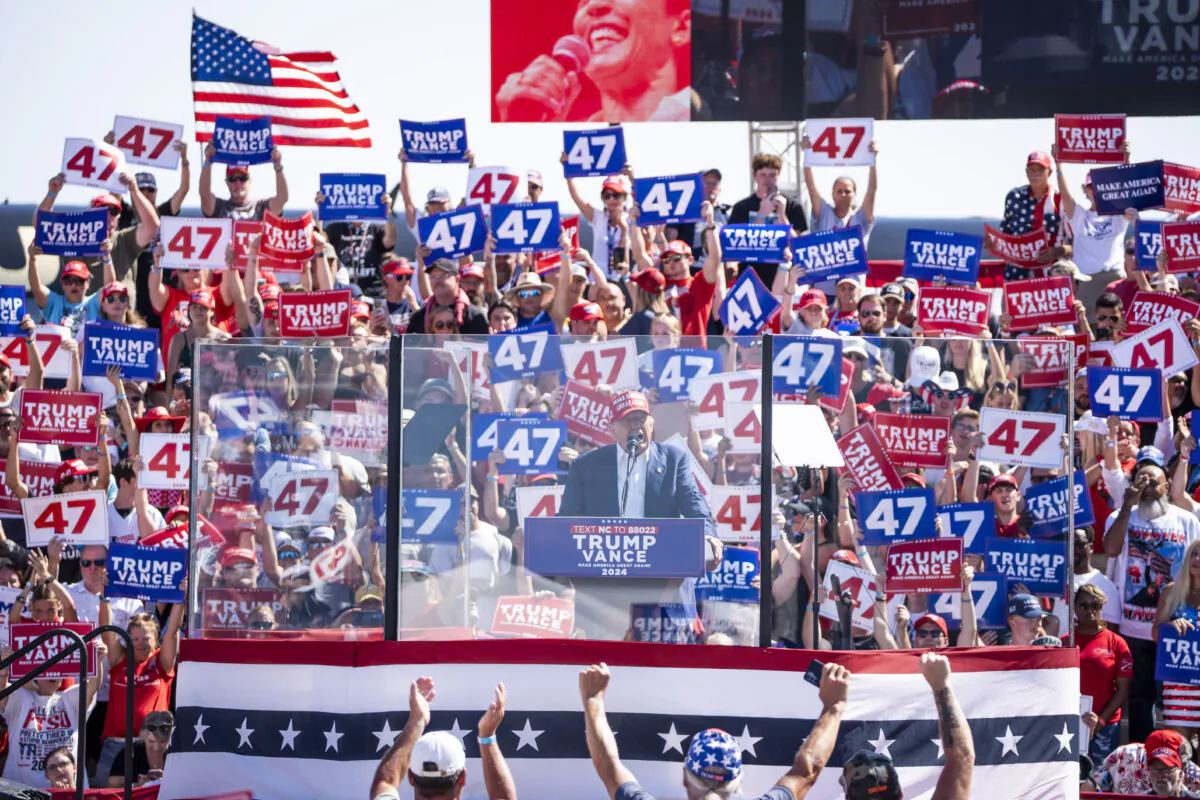 Former President Donald Trump, the Republican presidential nominee, speaks during a rally at Aero Center Wilmington in Wilmington, N.C., on Sept. 21, 2024. (Madalina Vasiliu/The Epoch Times)