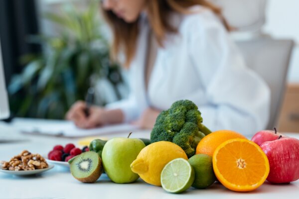 Reducing Cancer Risk Through Diet: Expert Insights on Nutrition and Lifestyle