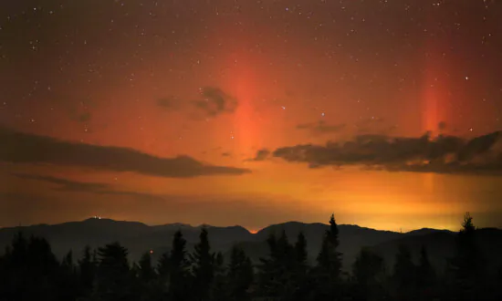 Solar Storms May Cause Faint Auroras Overnight in Parts of Northern Hemisphere