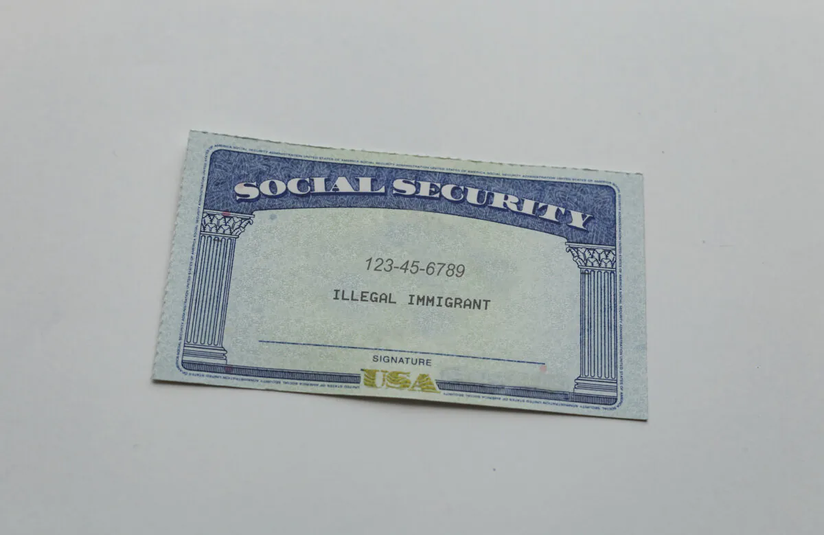 A fake social security card does not give the owner benefits. (Heller/Shutterstock)