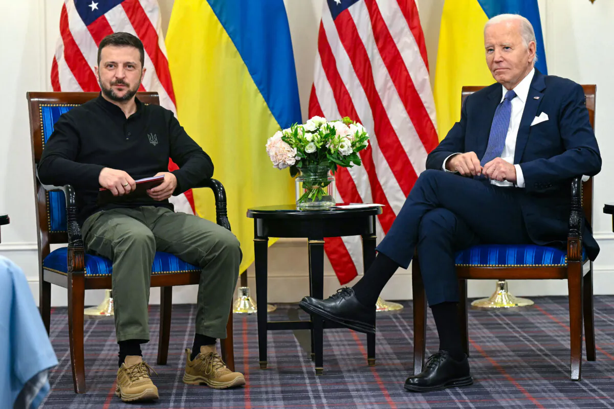 U.S. President Joe Biden (R) and Ukraine’s President Volodymyr Zelensky (L) hold a bilateral meeting at the Intercontinental Hotel in Paris on June 7, 2024. (Saul Loeb/AFP via Getty Images)