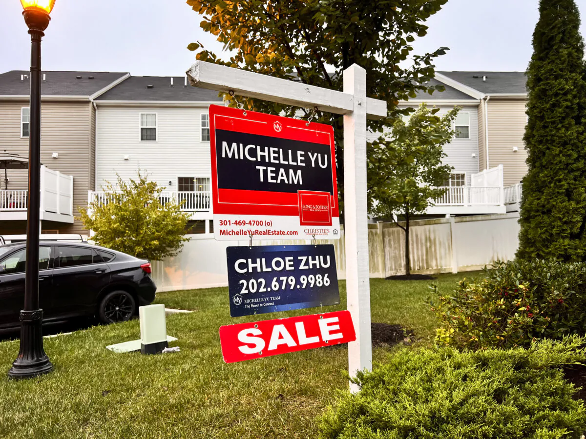 Townhouse for sale in Elkridge, Md., on Sept. 27, 2024. (Madalina Vasiliu/The Epoch Times)