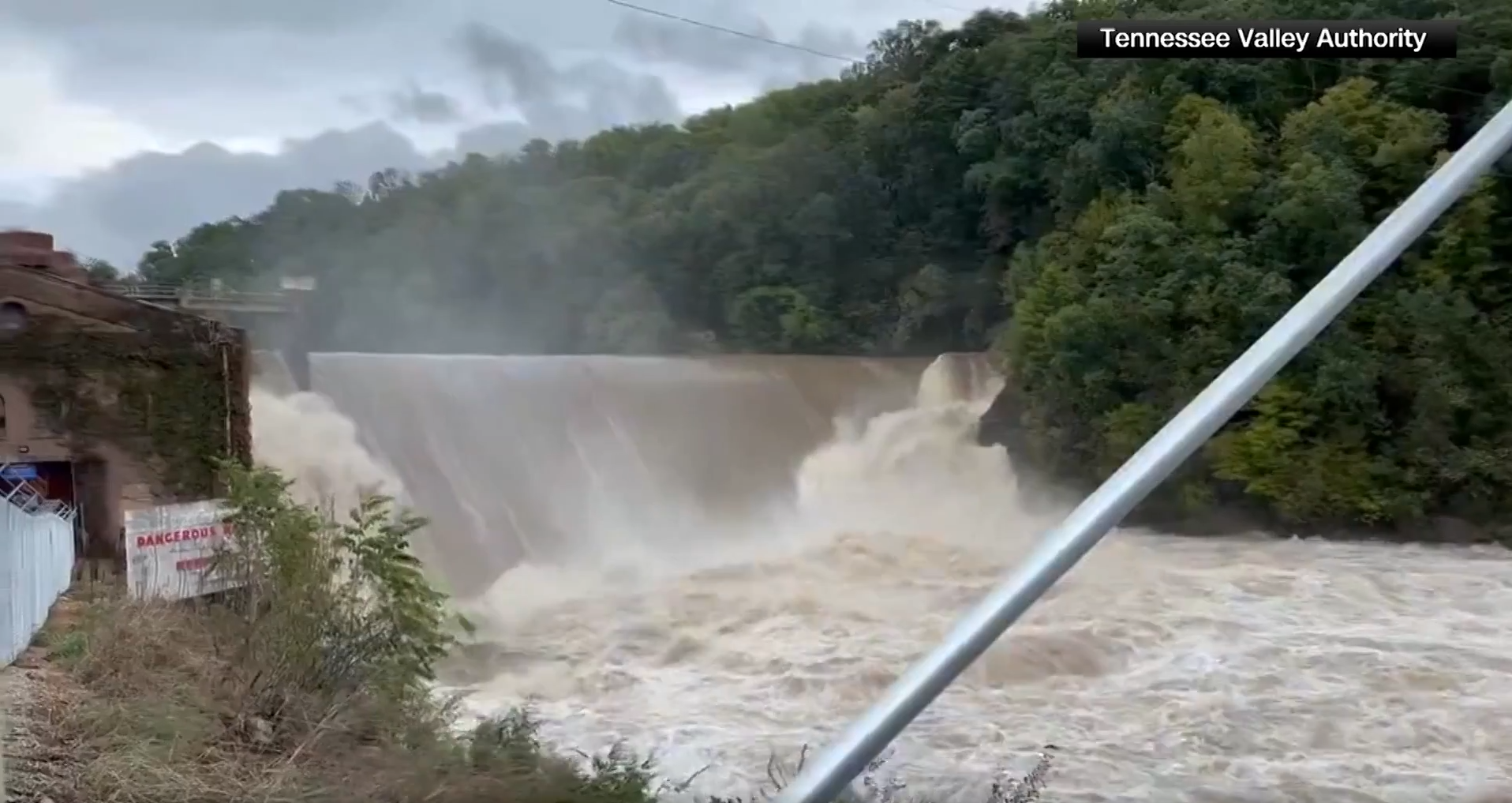Hurricane Helene Causes Dam Overflow in Tennessee EpochTV