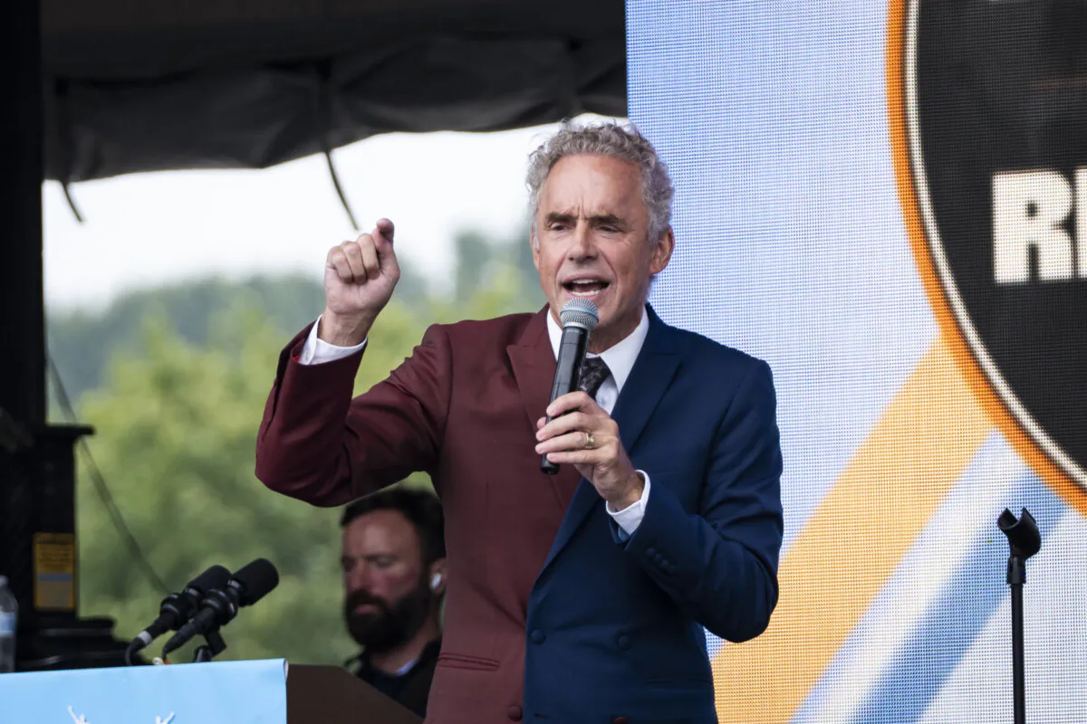 Dr. Jordan Peterson speaks during the Rescue the Republic rally in Washington on Sept. 29, 2024. (Madalina Vasiliu/The Epoch Times)