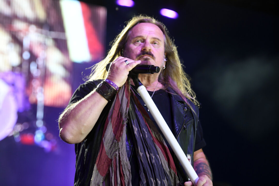 Lynyrd Skynyrd Frontman Johnny Van Zant Reveals Doctors Found a Mass in His Youngest Daughter’s Brain