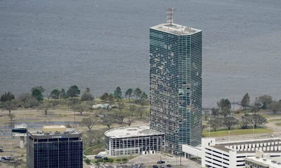 A Hurricane-Damaged Louisiana Skyscraper Is Imploded