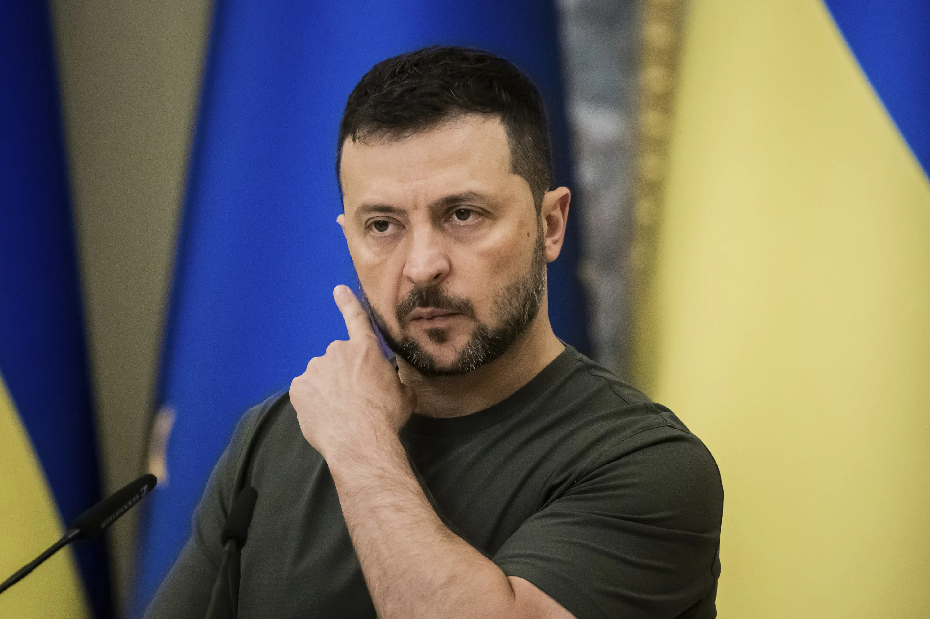 Zelenskyy Expresses Frustration at West’s Response to North Korean Forces in Russia