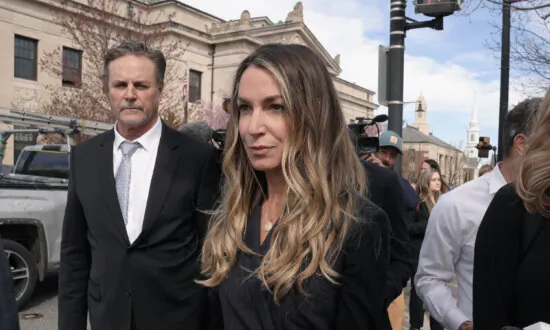 Court Asked to Dismiss Murder Charge Against Karen Read in Death of Her Police Officer Boyfriend