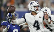Dak Prescott Throws 2 TD Passes and Cowboys Win 7th Straight Over Giants, 20-15