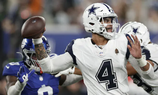 Dak Prescott Throws 2 TD Passes and Cowboys Win 7th Straight Over Giants, 20-15