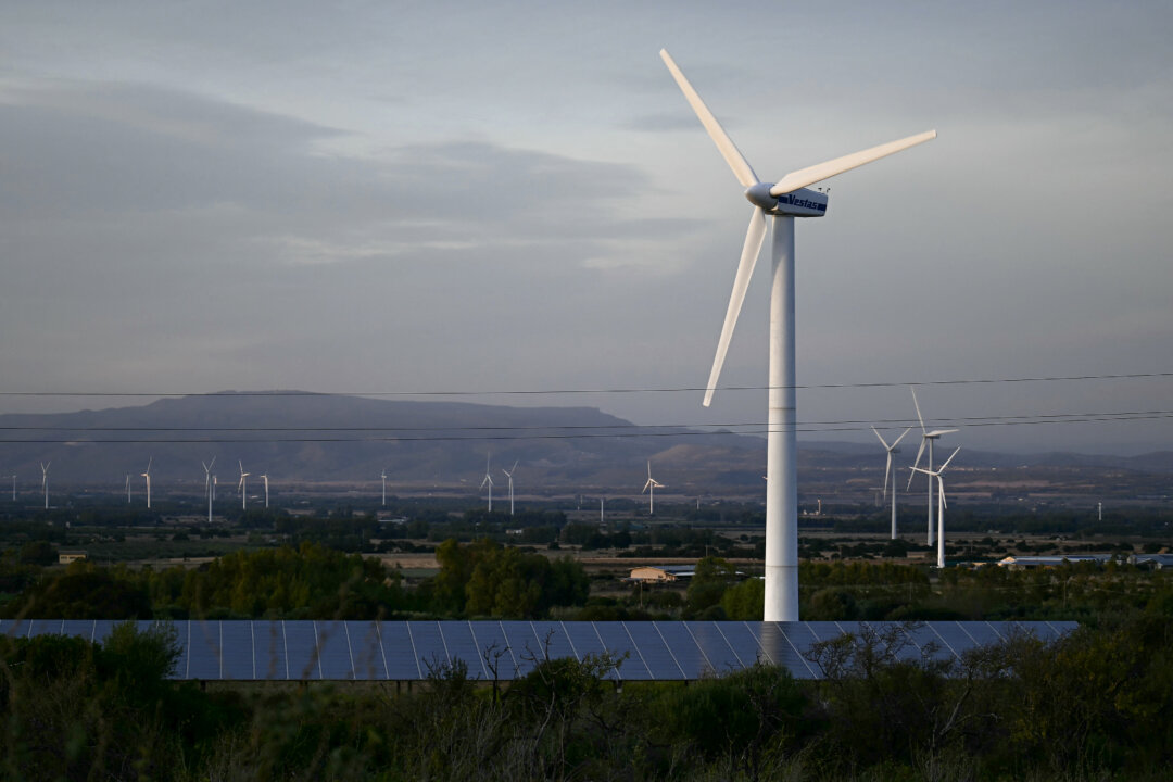 Former Nuclear Chief Says Australia’s 20-Year Renewable Energy Plan a ‘Work of Fiction’