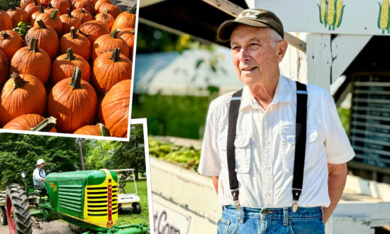 ‘I Love Working With the Soil’: 81-Year-Old Farmer Continues Stewarding the Land, Loves Teaching the Next Generation
