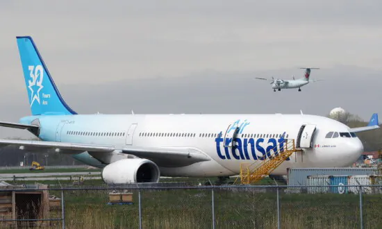 Air Transat Pilots Issue Strike Notice, Causing Flight Suspensions