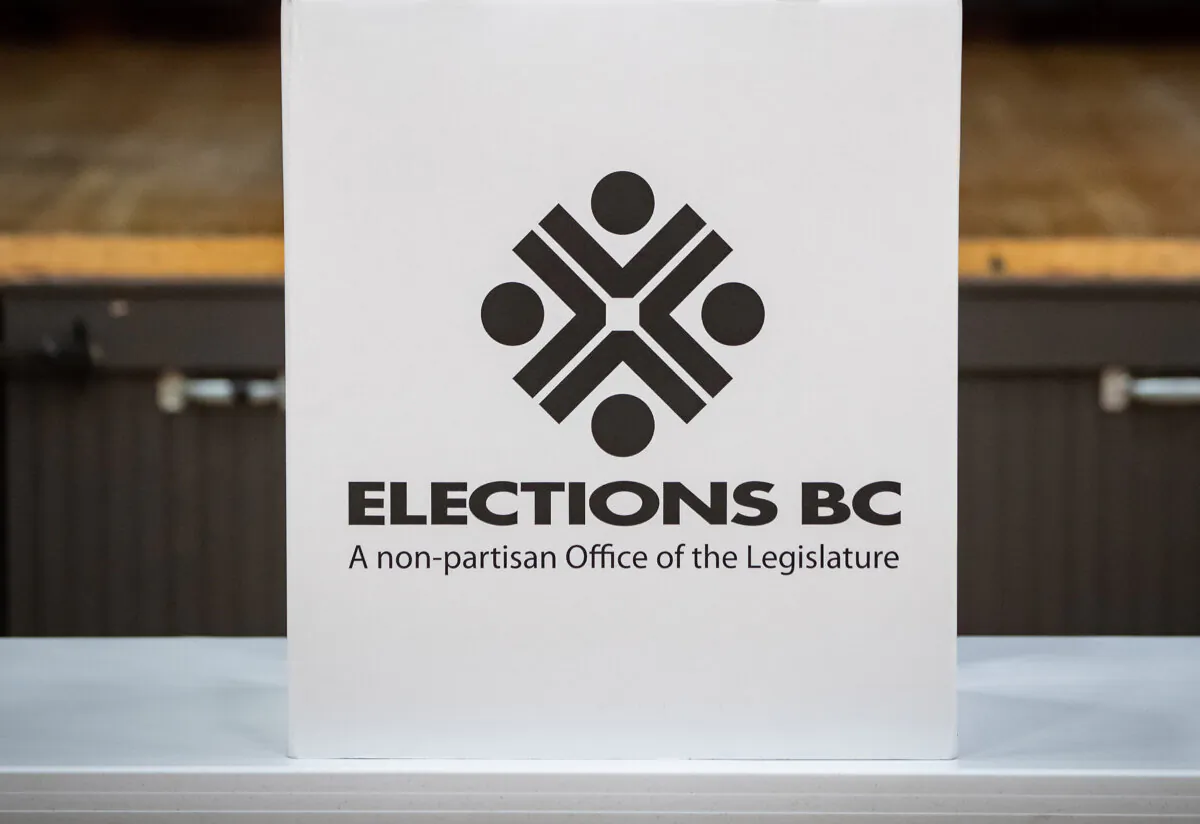 An Elections BC sign at a provincial election polling station in Vancouver on Oct. 24, 2020. (The Canadian Press/Darryl Dyck)