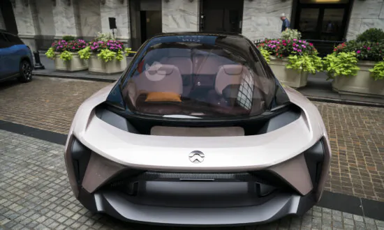 France Supports EU Tariffs on Chinese EVs | Business Matters (Oct. 2)
