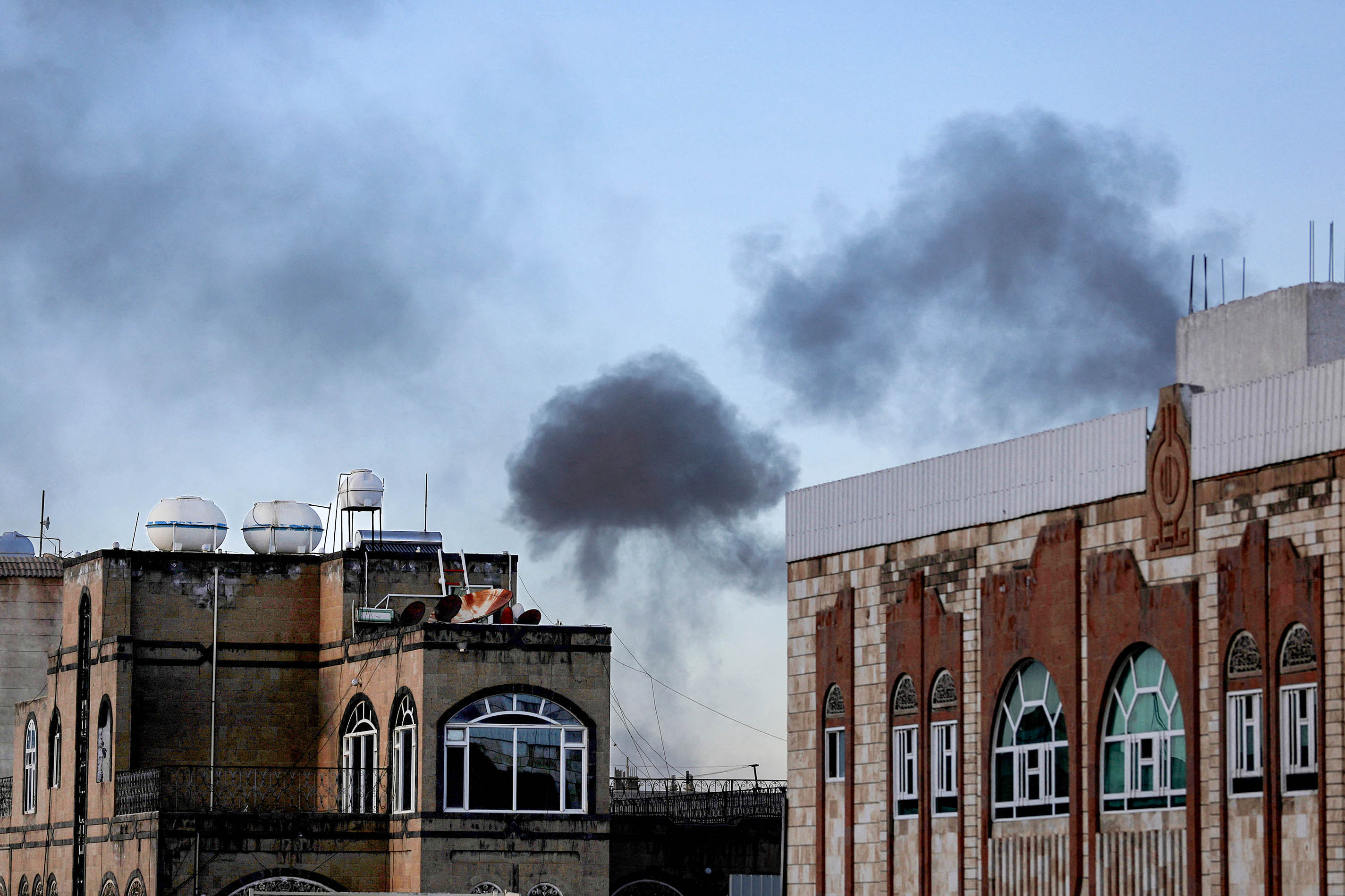 Day in Photos: US Strikes, Activists Rally, and LAPD Chief-elect