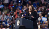 Harris Campaigns in Phoenix