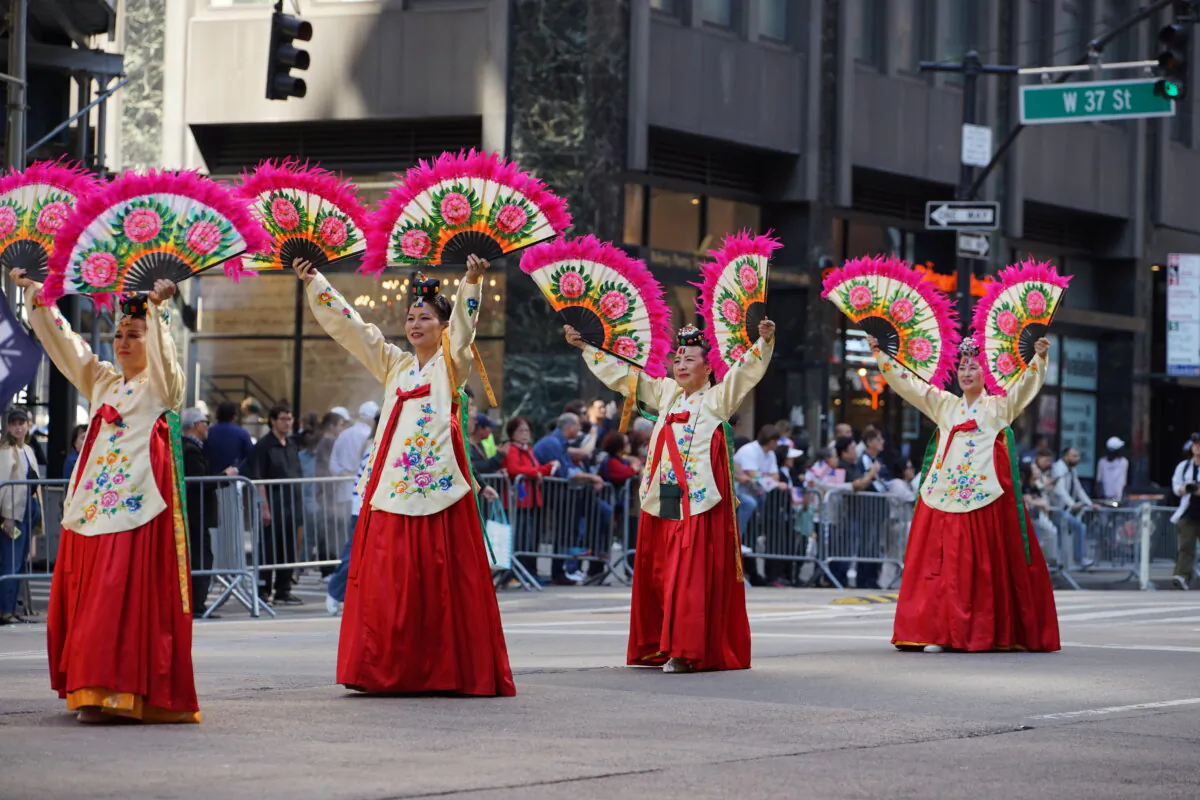 The 2024 Korean Parade and Festival in New York City, New York, on Oct. 6, 2024. (Jenny Zeng/The Epoch Times)