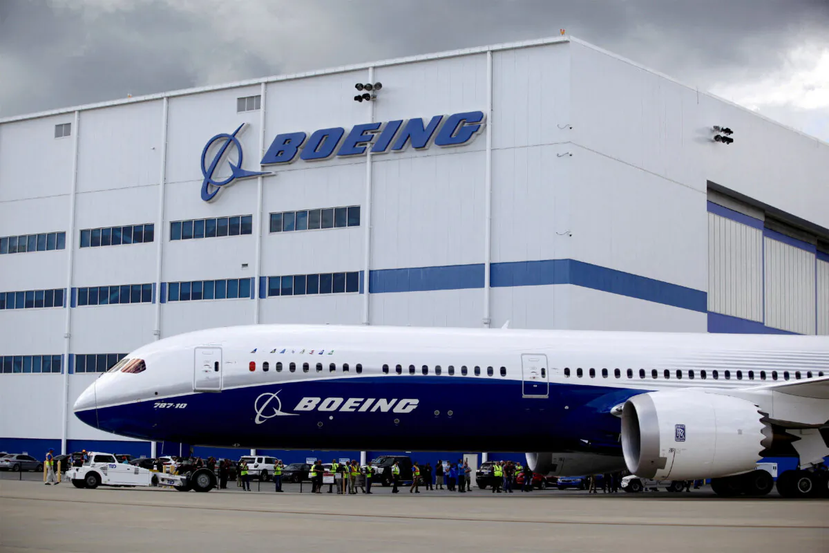 A Boeing 787-10 Dreamliner taxis past the Final Assembly Building at Boeing South Carolina in North Charleston, South Carolina, on March 31, 2017. (Randall Hill/Reuters/File Photo)
