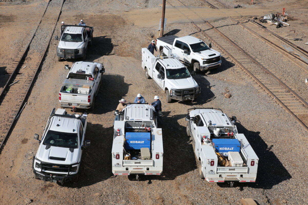 Linemen in Biltmore Village, Asheville, N.C, on Oct. 5, 2024. (Richard Moore/The Epoch Times)