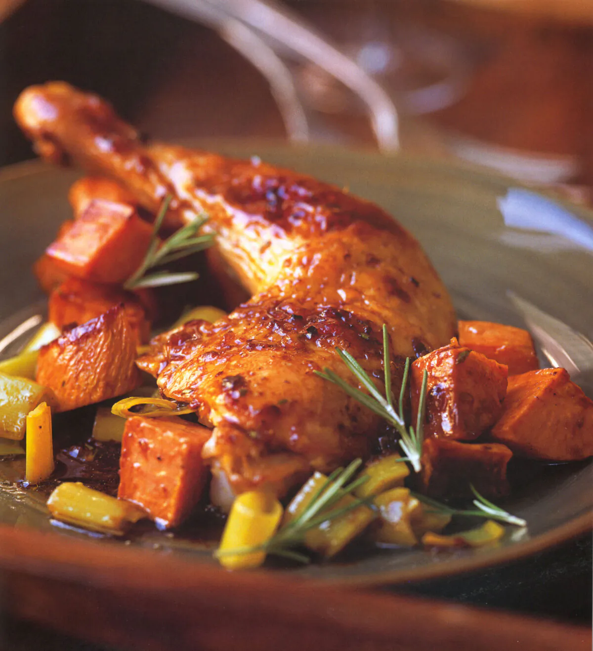 Enjoy a taste of fall with this quick, easy chicken dish. (Noel Barnhurst/TCA)