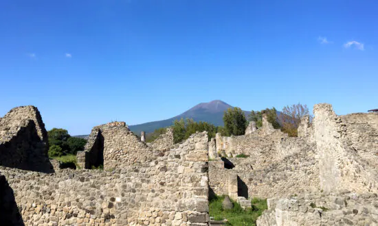 Rick Steves’ Europe: Reflecting on Ruin at Vesuvius and Pompeii