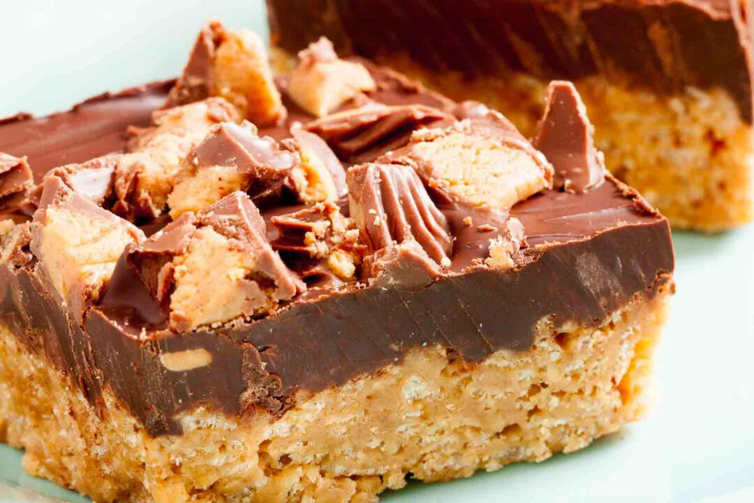 Peanut Butter Chocolate Crispy Bars (No-Bake)