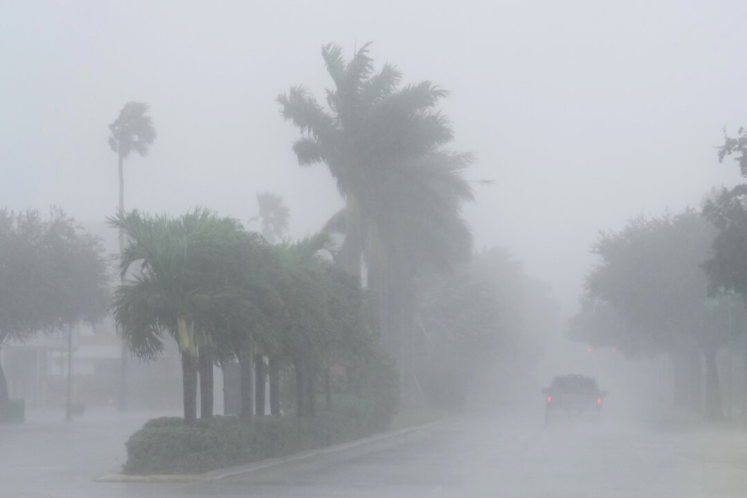 Canadians Urged to Adjust Travel Plans to Florida as Hurricane Milton