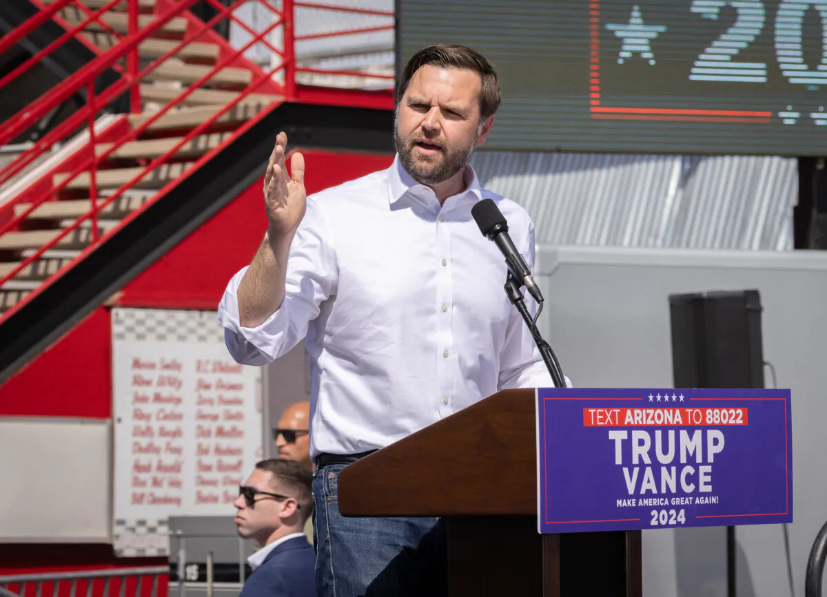 Sen. JD Vance (R-Ohio) speaks in Tucson, Ariz., on Oct. 9, 2024. (John Fredricks/The Epoch Times)