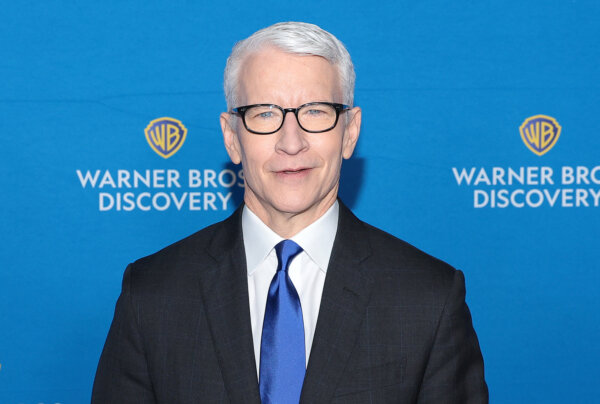 Anderson Cooper Hit by Debris While Covering Hurricane