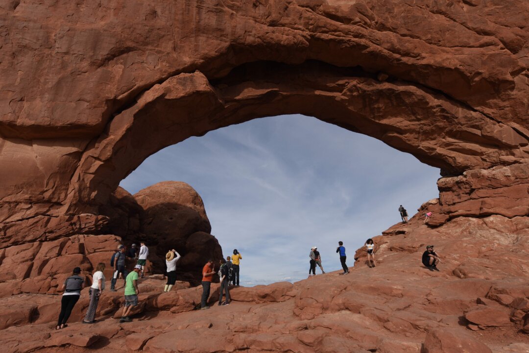 “Freedom Wins: Popular National Parks Drop Reservation Mandate”