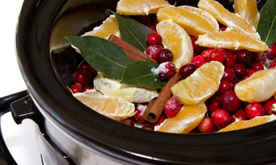 Your Slow Cooker Is a Great Holiday Helper