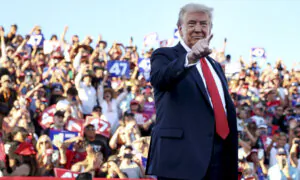Trump Holds Campaign Rally in Tempe, Arizona