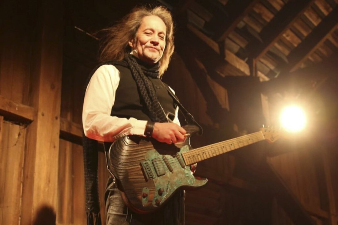 ozzy osbourne ex guitarist shot