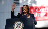 Harris Campaigns With Former Republican Officials; Trump Pitches to Female and Latino Voters