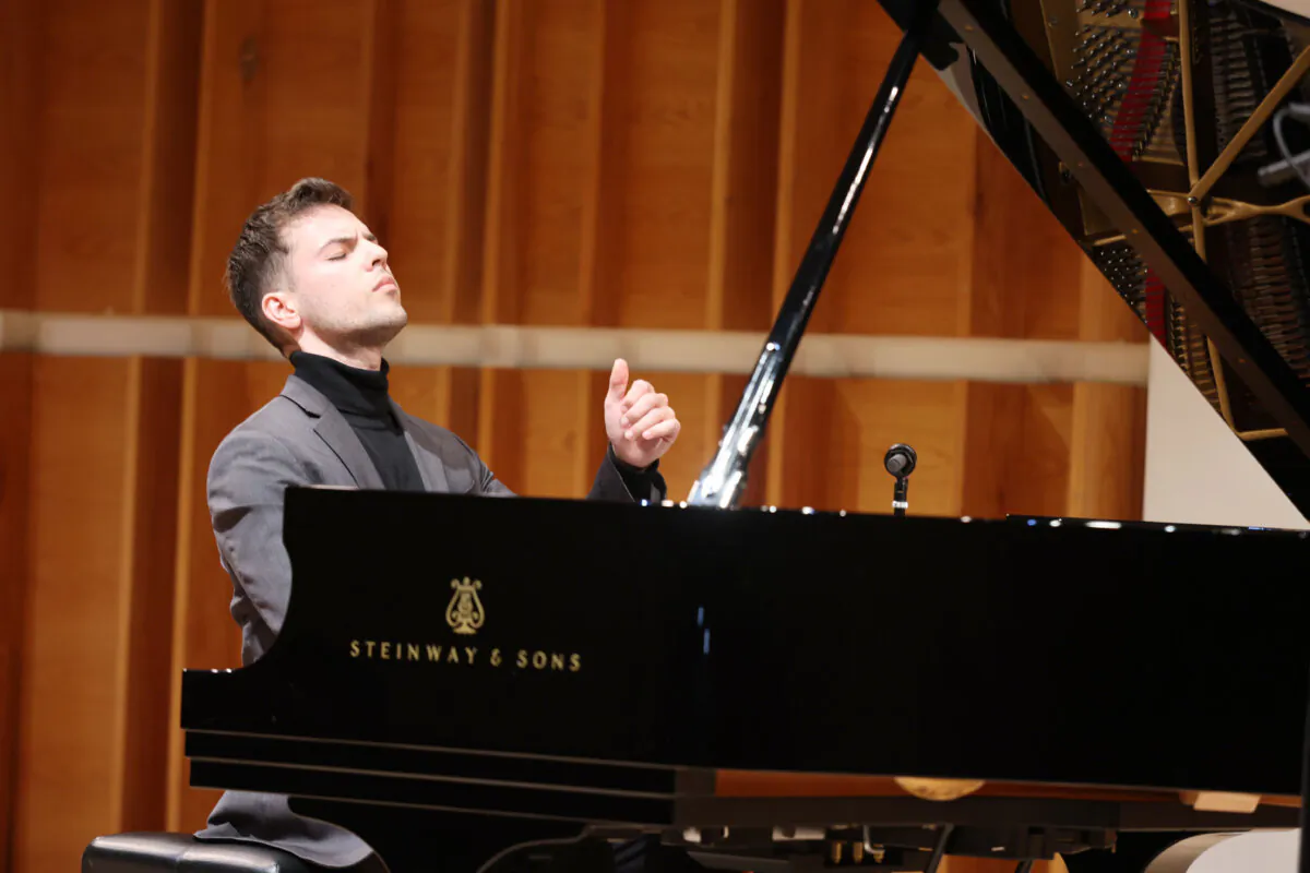 Jean-Luc Therrien from Canada performs at the preliminary round of NTD's 7th International Piano Competition at the Merkin Hall of Kaufman Music Center in New York on Oct. 16, 2024. (Zhang Xuehui/The Epoch Times)