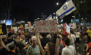 Families of Israeli and US Hostages Rally Outside Blinken’s Hotel