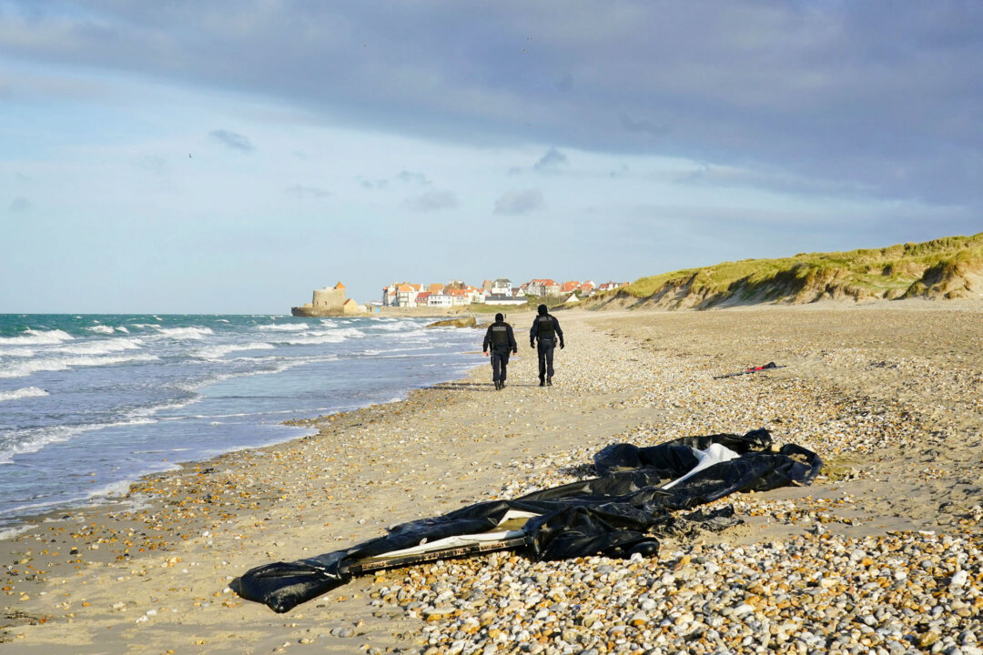 Migrant Dies in English Channel Crossing Incident