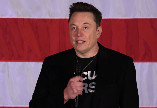 Elon Musk Offers $100 to Each New Voter Signup